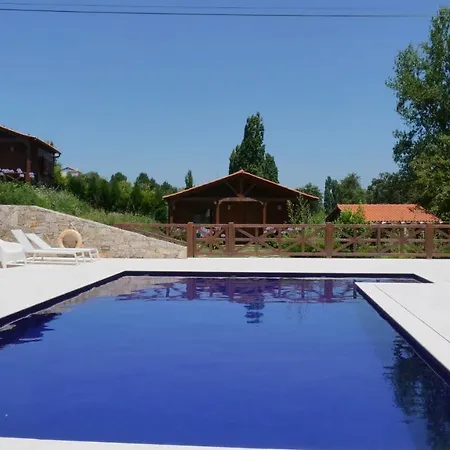 Casa Margarida, Quinta Carmo - - Nazaré Chalé