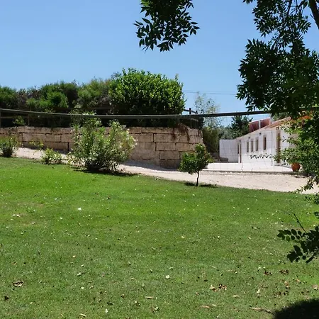 Casa Margarida, Quinta Carmo - - Nazare בקתה *